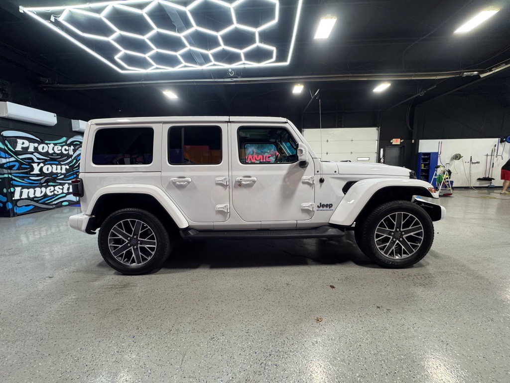 2023 Jeep Wrangler Image 8