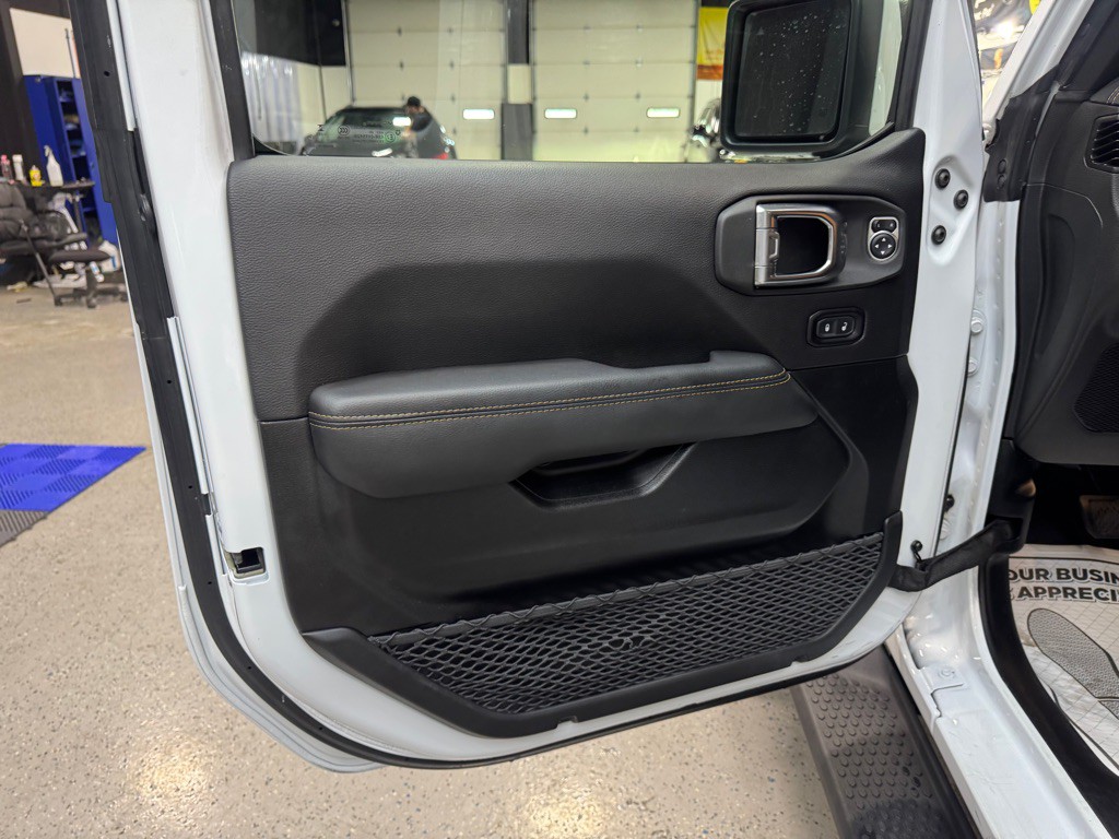 2023 Jeep Wrangler Image 13