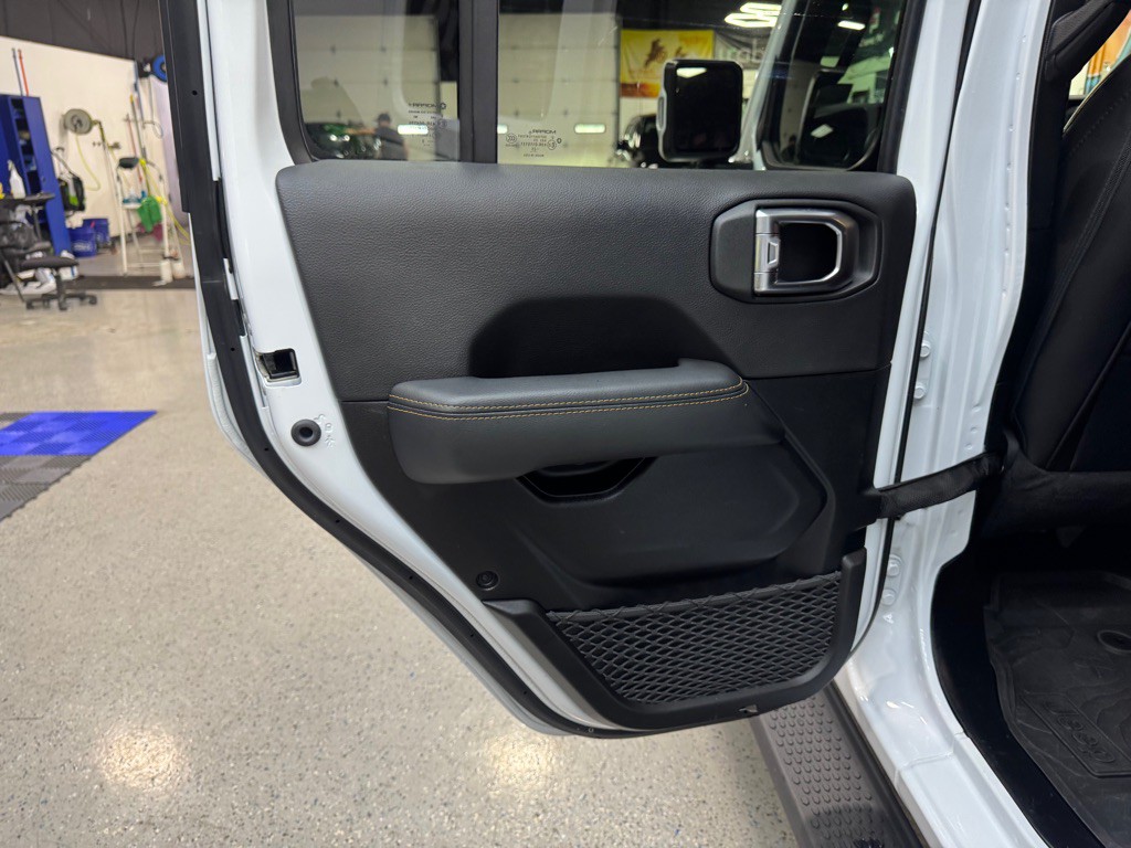2023 Jeep Wrangler Image 15