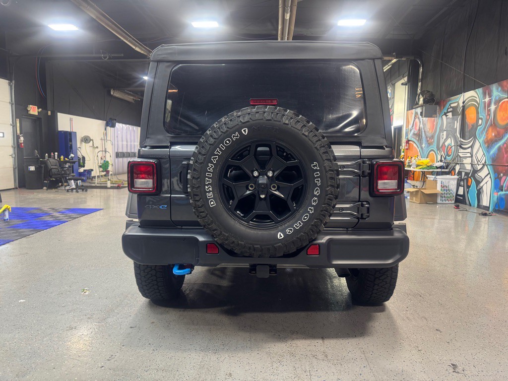 2023 Jeep Wrangler Image 4