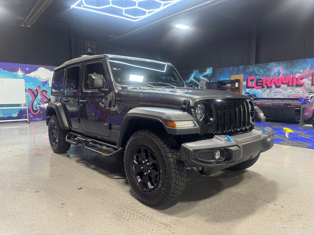 2023 Jeep Wrangler Image 8