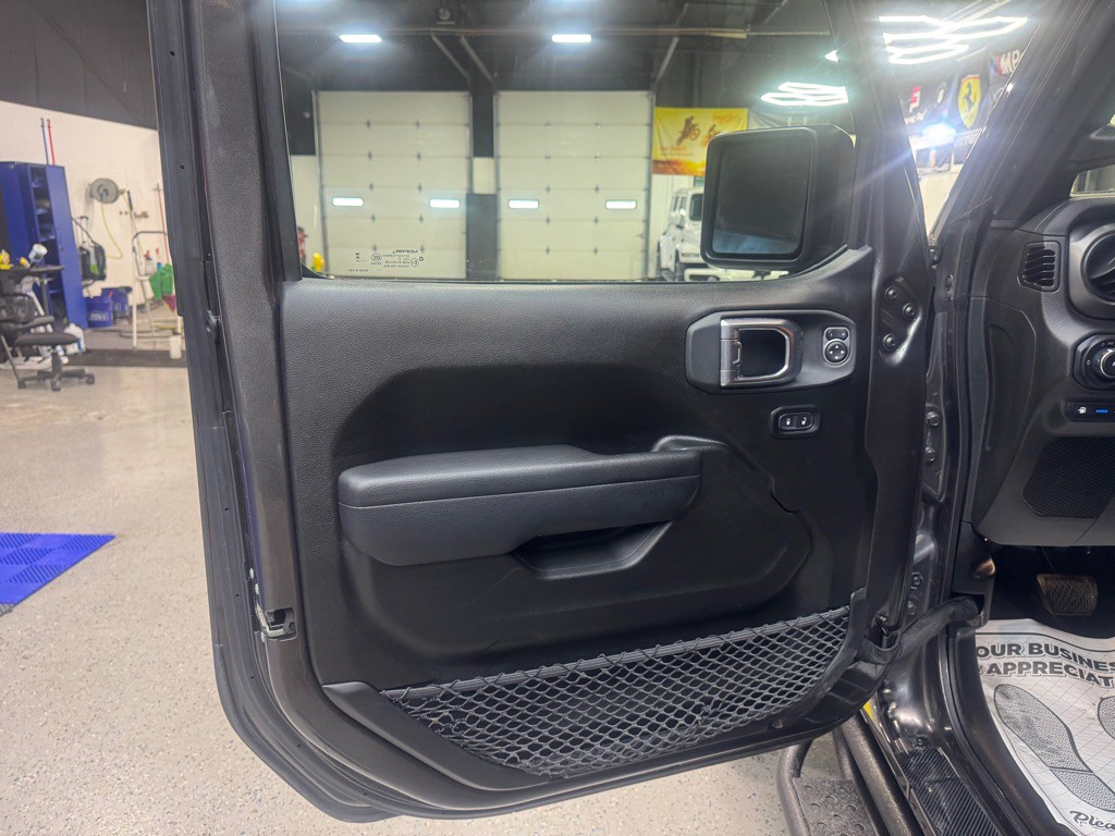 2023 Jeep Wrangler Image 12