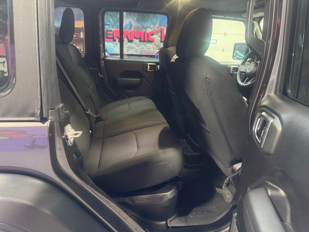 2023 Jeep Wrangler Image 15