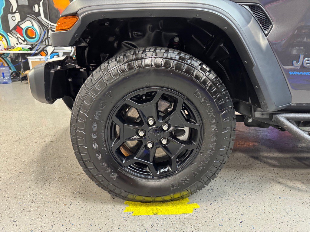 2023 Jeep Wrangler Image 24