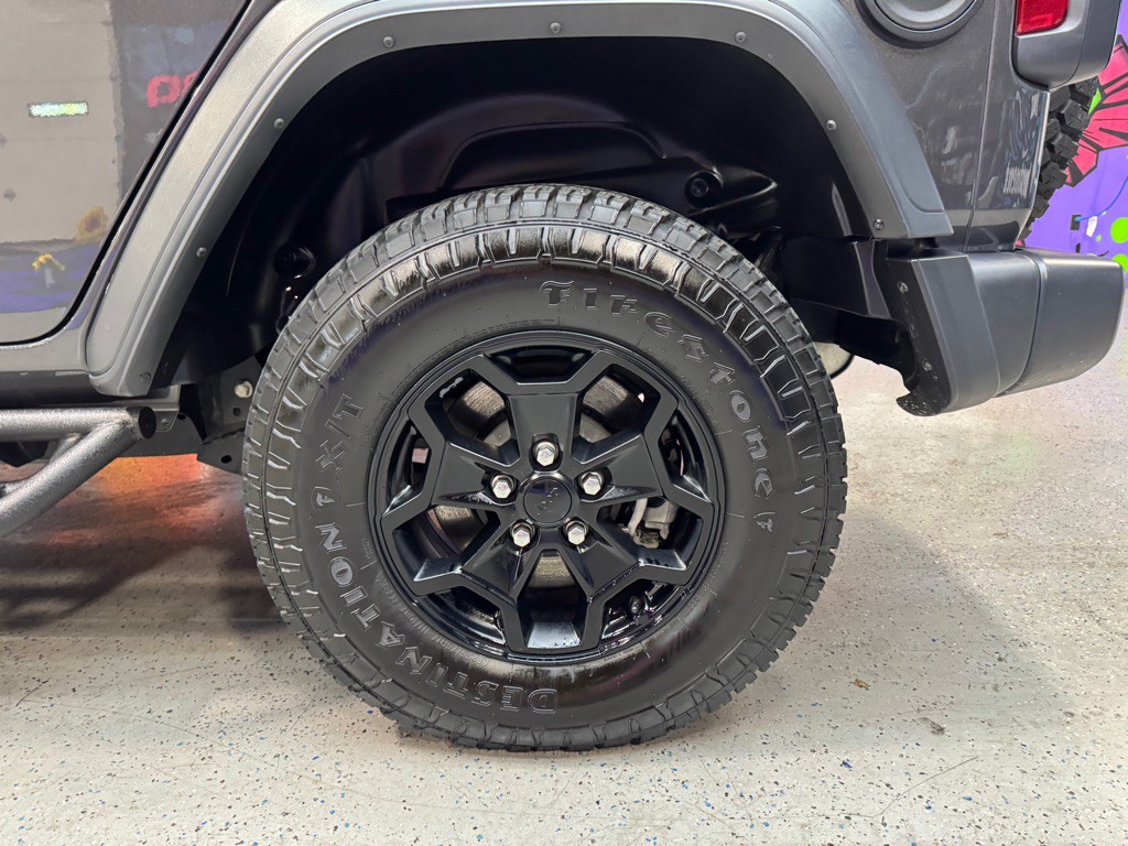 2023 Jeep Wrangler Image 25