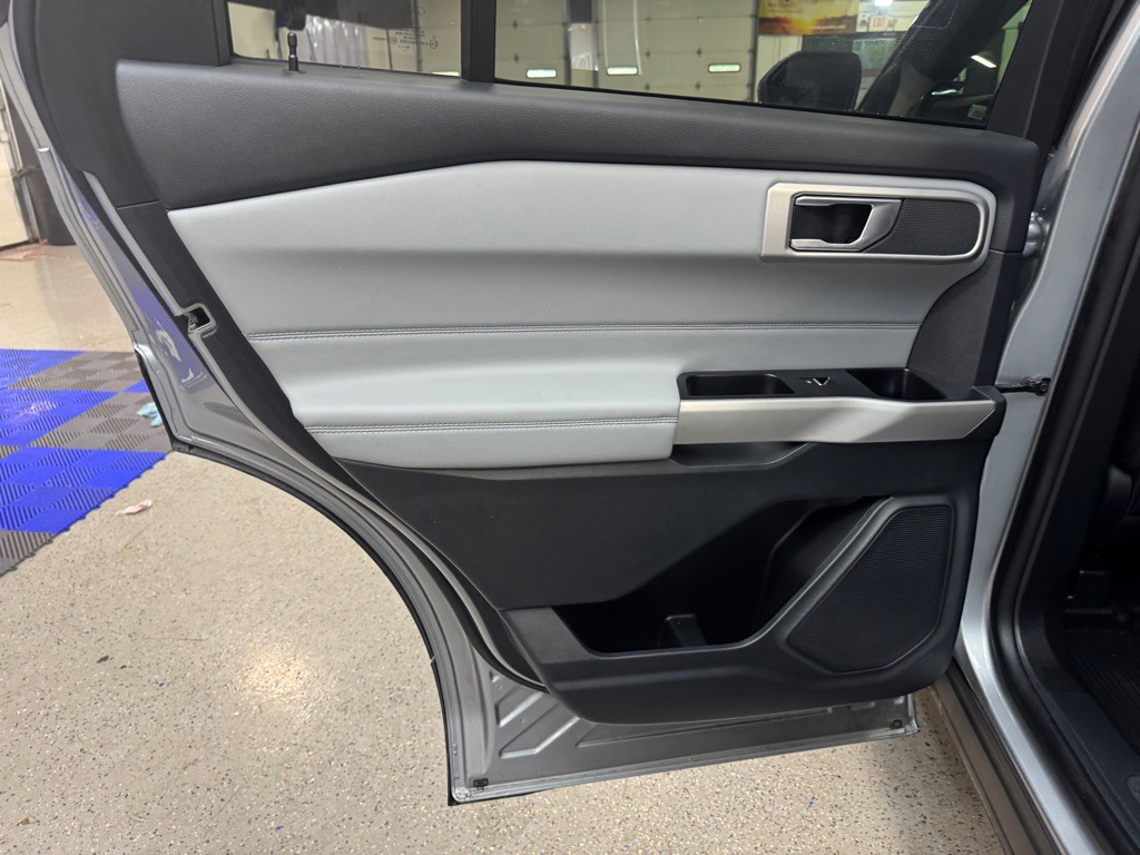 2023 Ford Explorer Image 14