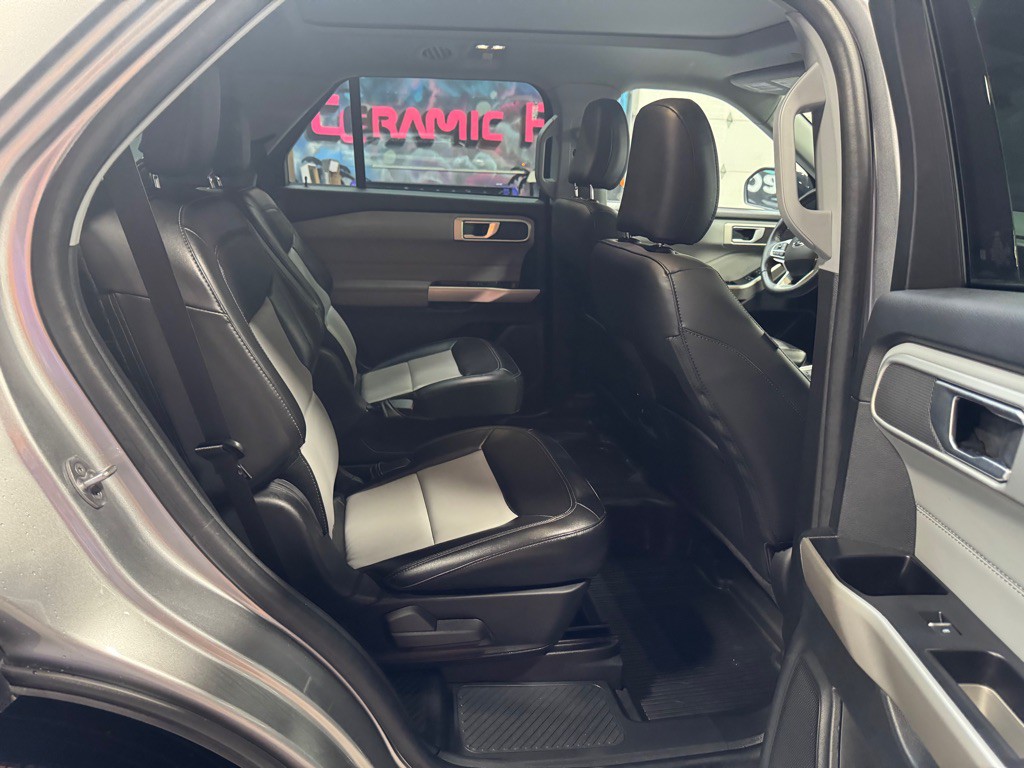 2023 Ford Explorer Image 15