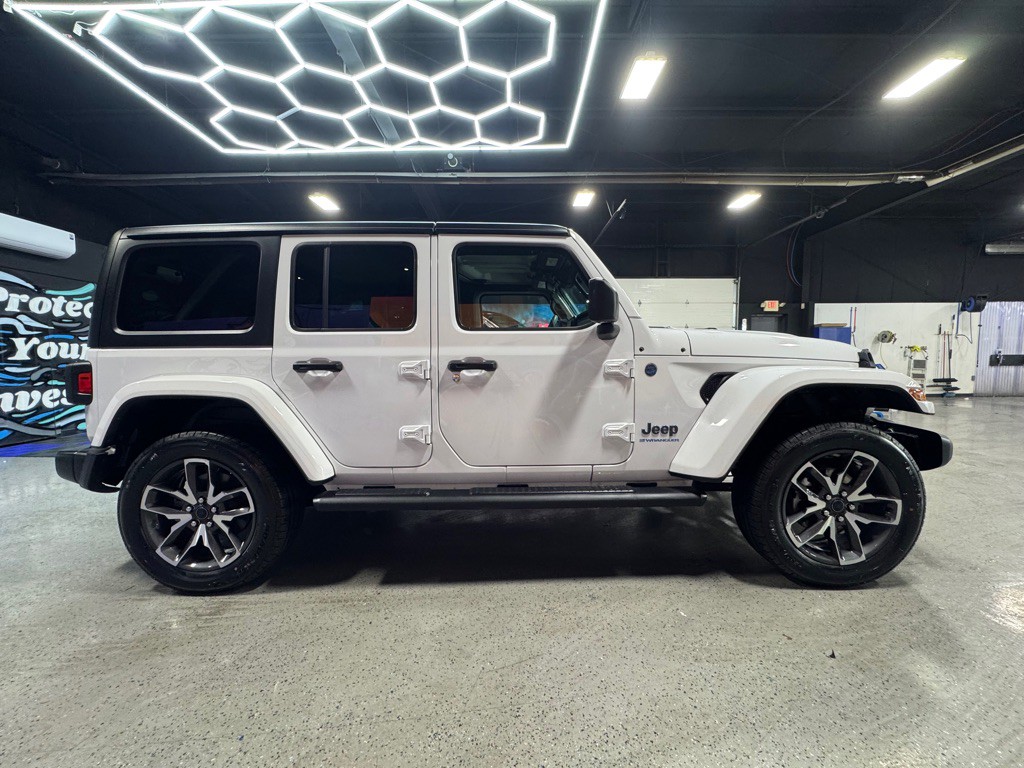 2024 Jeep Wrangler Image 7