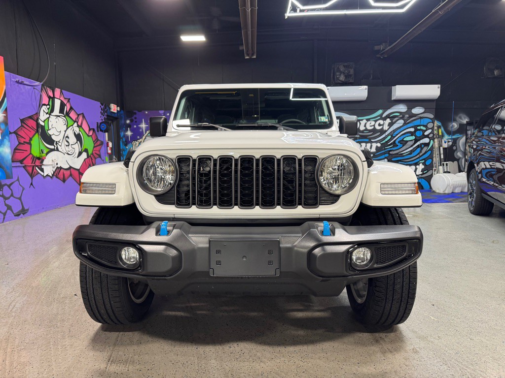 2024 Jeep Wrangler Image 9