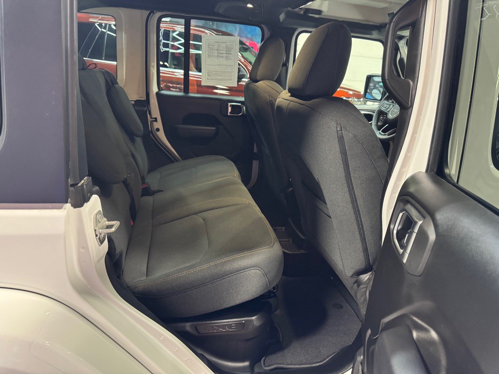 2024 Jeep Wrangler Image 15