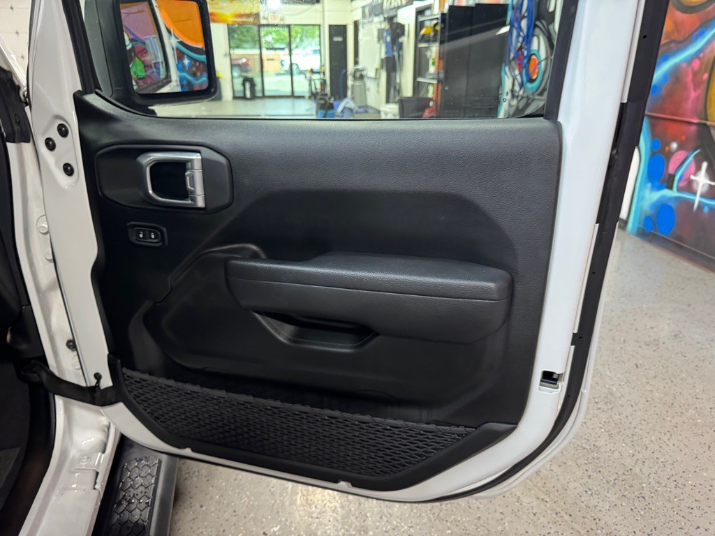2024 Jeep Wrangler Image 18