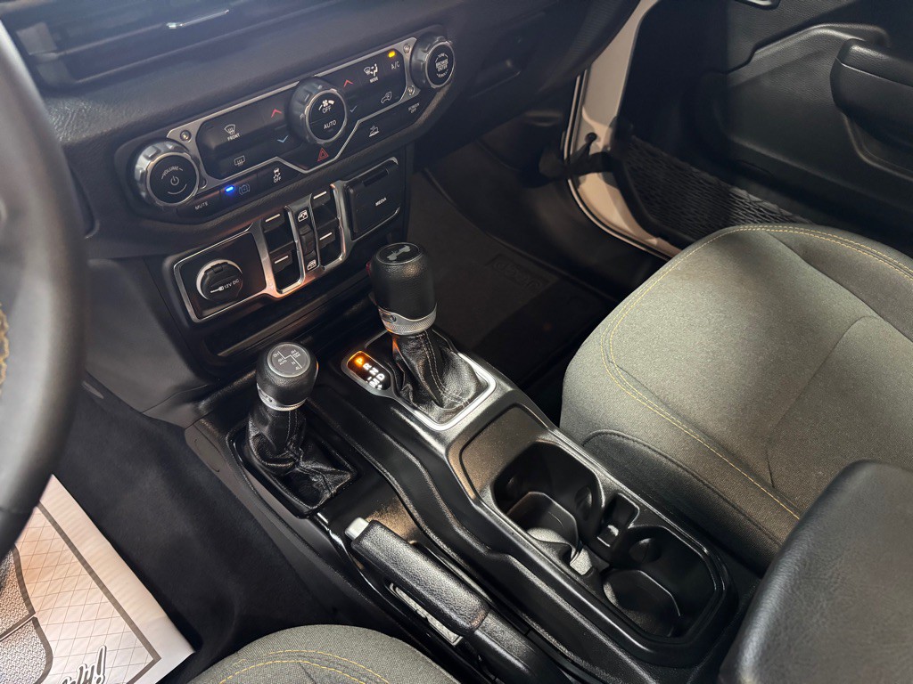 2024 Jeep Wrangler Image 21