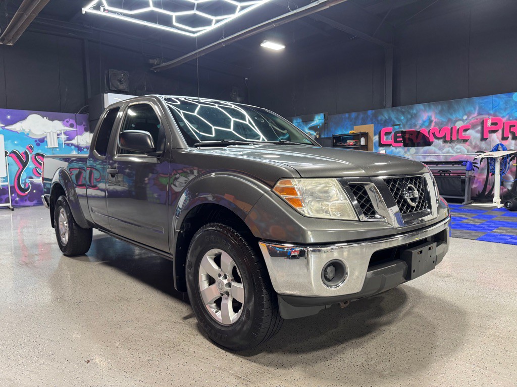 2009 Nissan Frontier Image 8