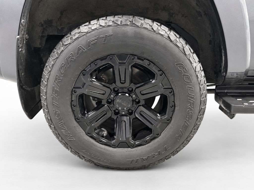 2019 Toyota 4Runner Image 23