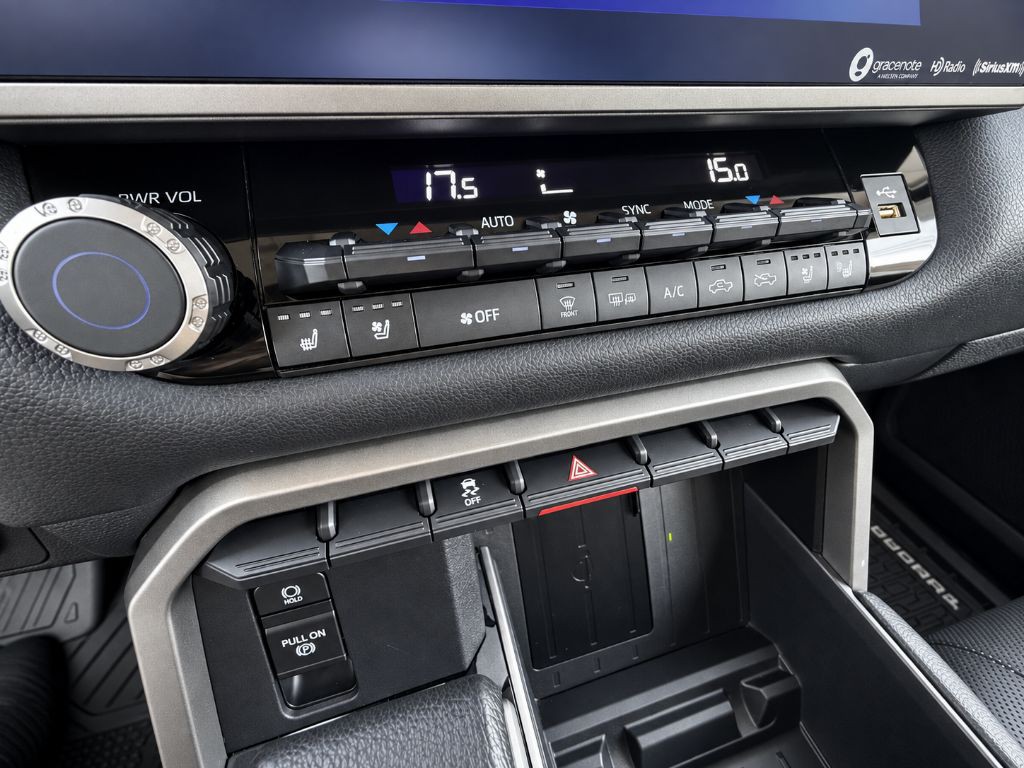 2022 Toyota Tundra Image 11