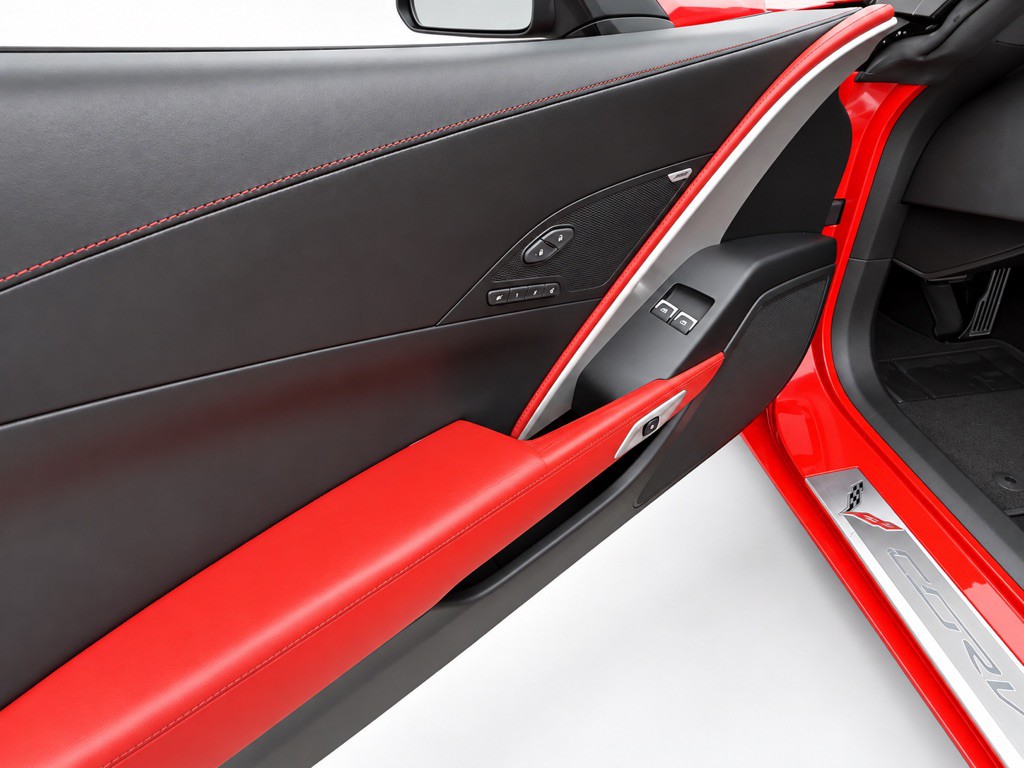 2015 Chevrolet Corvette Image 11