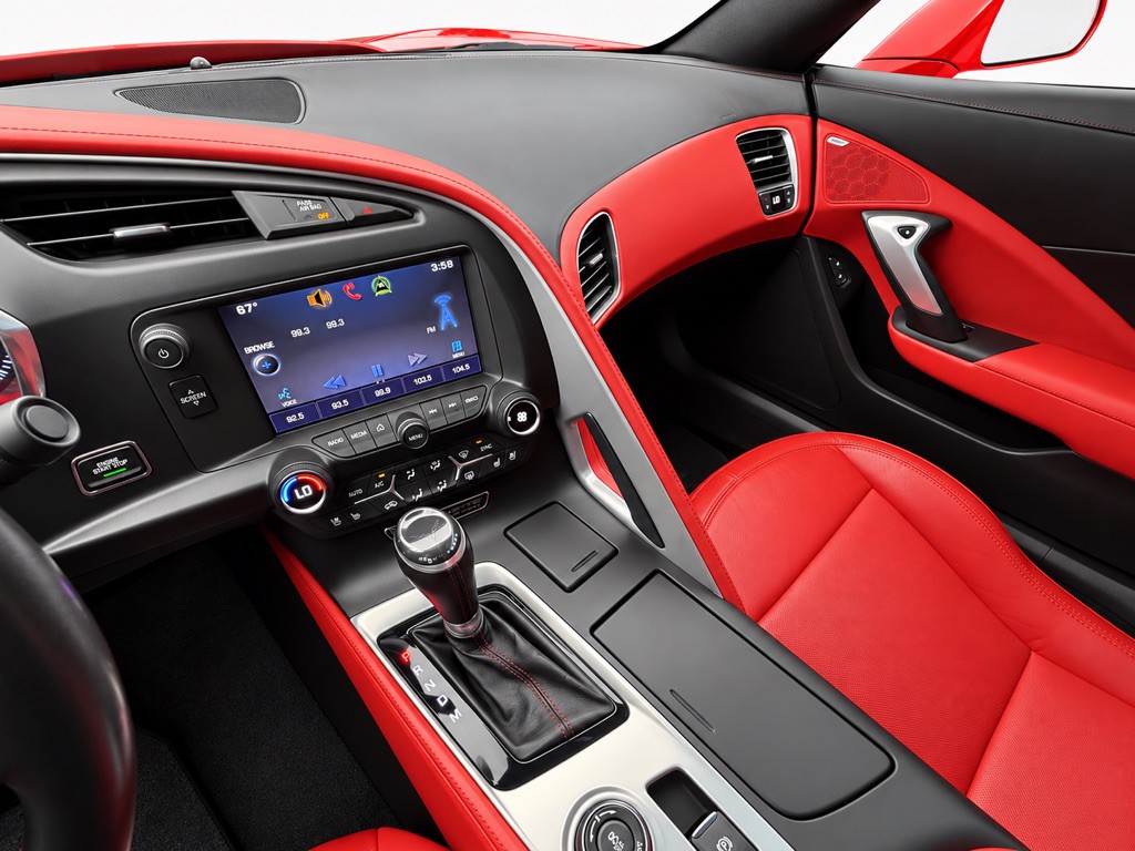 2015 Chevrolet Corvette Image 17