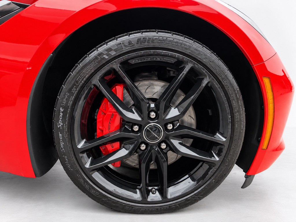 2015 Chevrolet Corvette Image 21