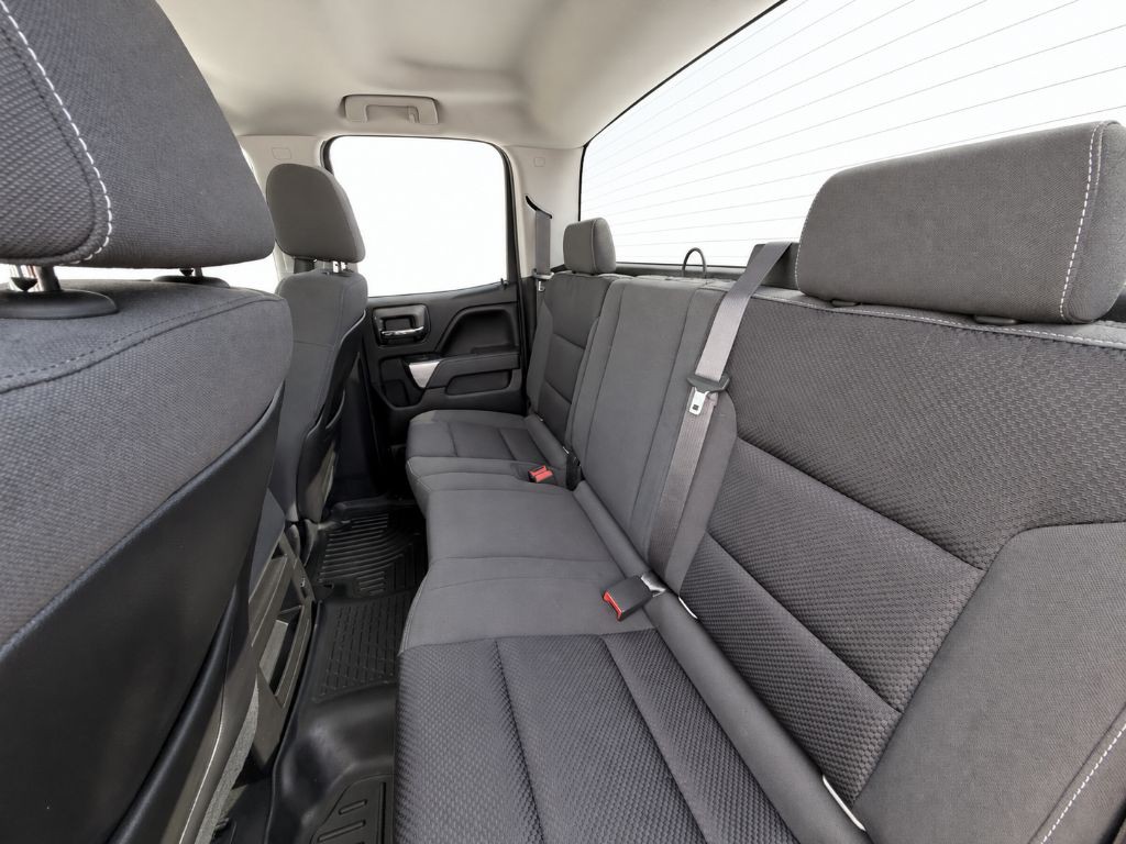 2015 Chevrolet Silverado 1500 Image 19