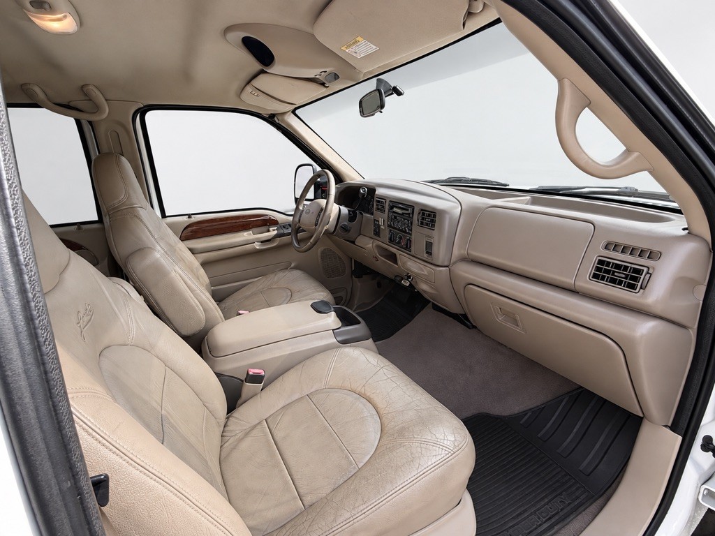 2000 Ford F-350 Image 10