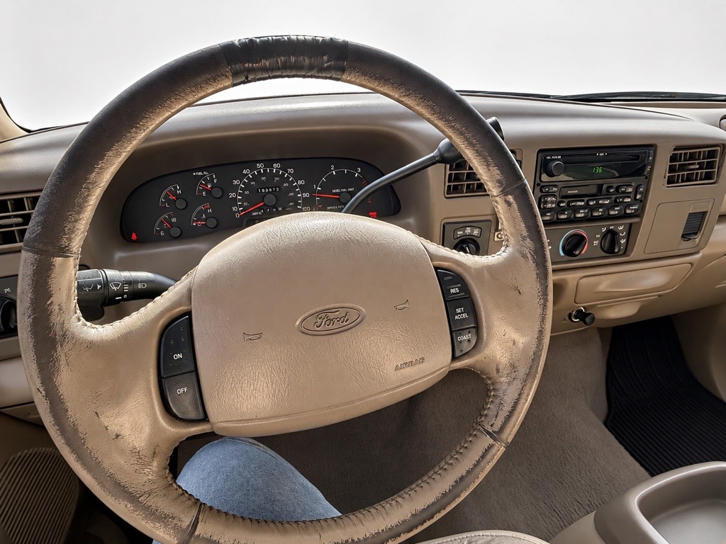2000 Ford F-350 Image 13