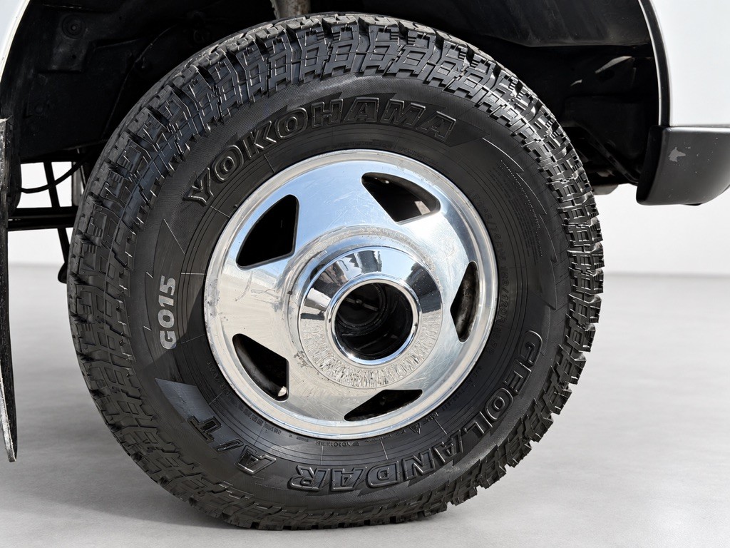 2000 Ford F-350 Image 21