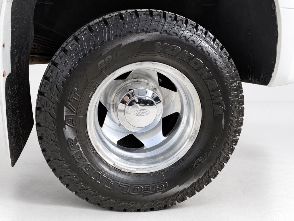 2000 Ford F-350 Image 22