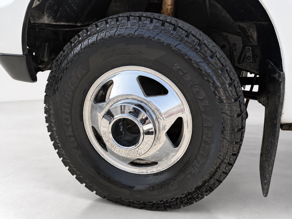 2000 Ford F-350 Image 23