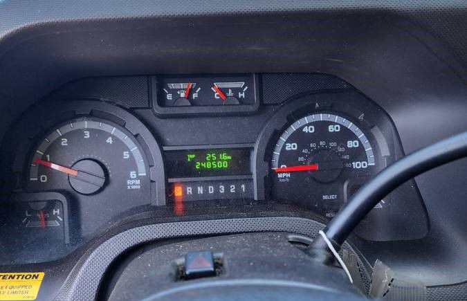 2011 Ford E-450 Image 18