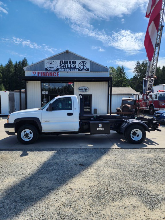 2004 Chevrolet Silverado 1500 Image 4