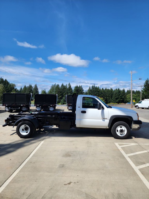 2004 Chevrolet Silverado 1500 Image 14