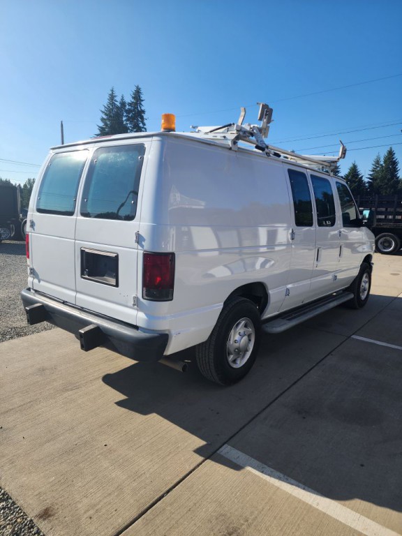 2012 Ford Econoline Image 5