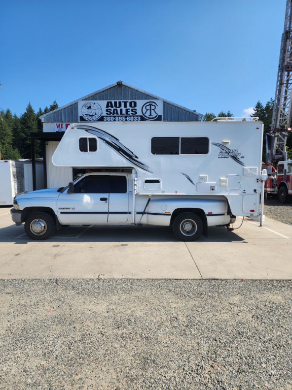 1998 Dodge Ram 3500 Image 9