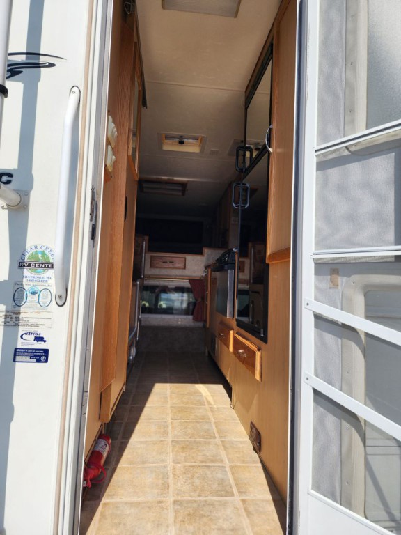 1998 Dodge Ram 3500 Image 25