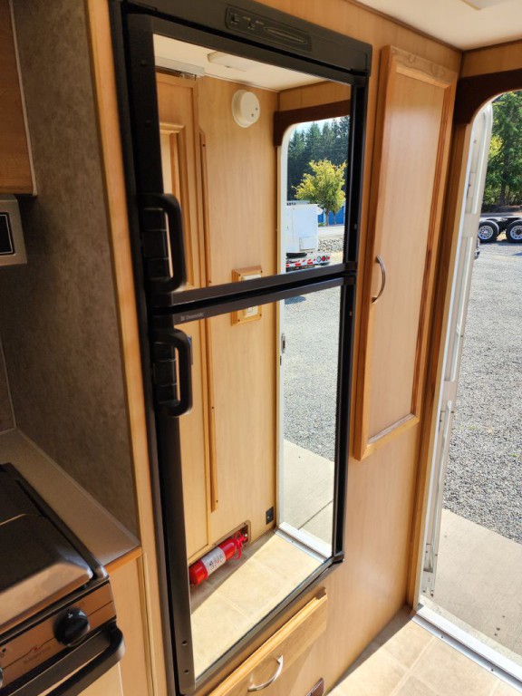 1998 Dodge Ram 3500 Image 26