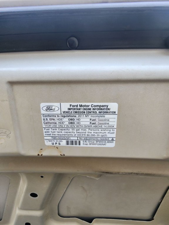 2011 Ford Econoline Image 14