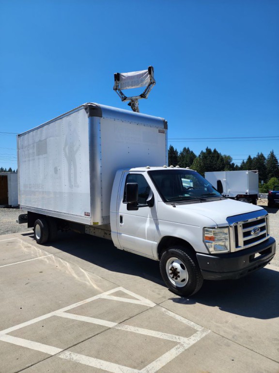 2011 Ford Econoline Image 7