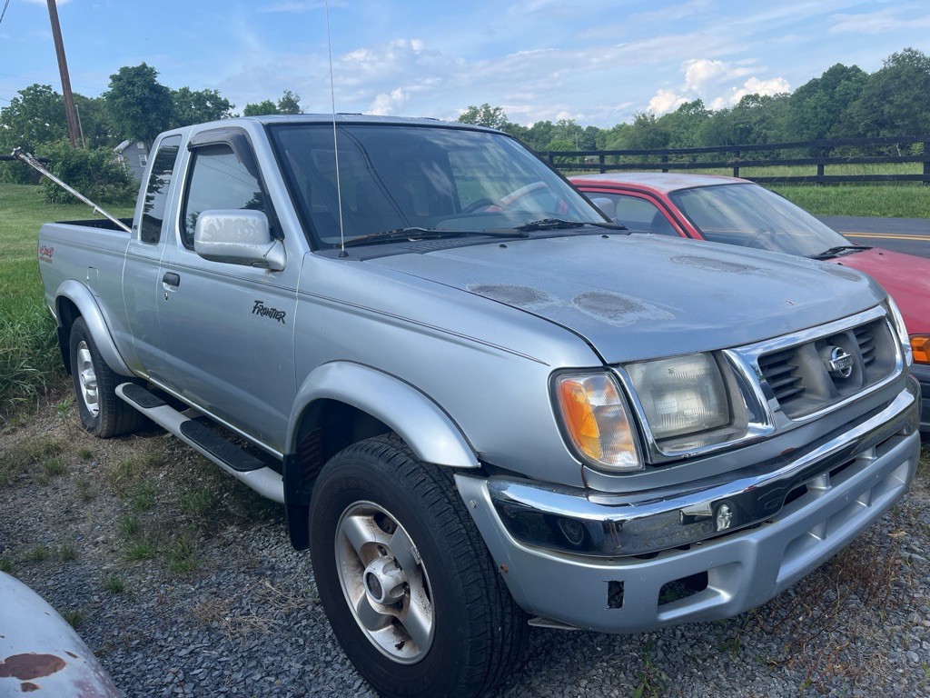 2000 Nissan Frontier King Cab Xe