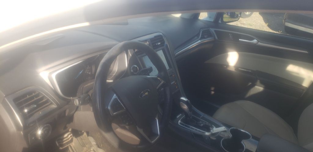 2016 Ford Fusion Image 9