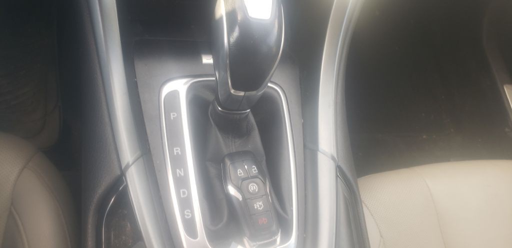 2016 Ford Fusion Image 22