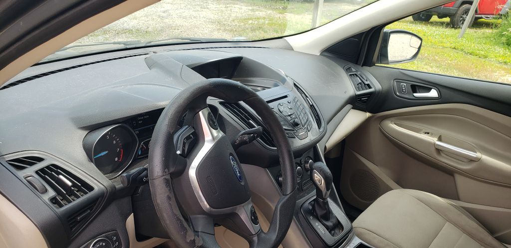 2015 Ford Escape Image 10