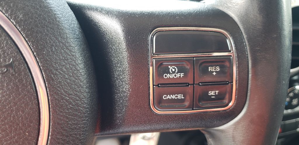 2012 Jeep Wrangler Image 18