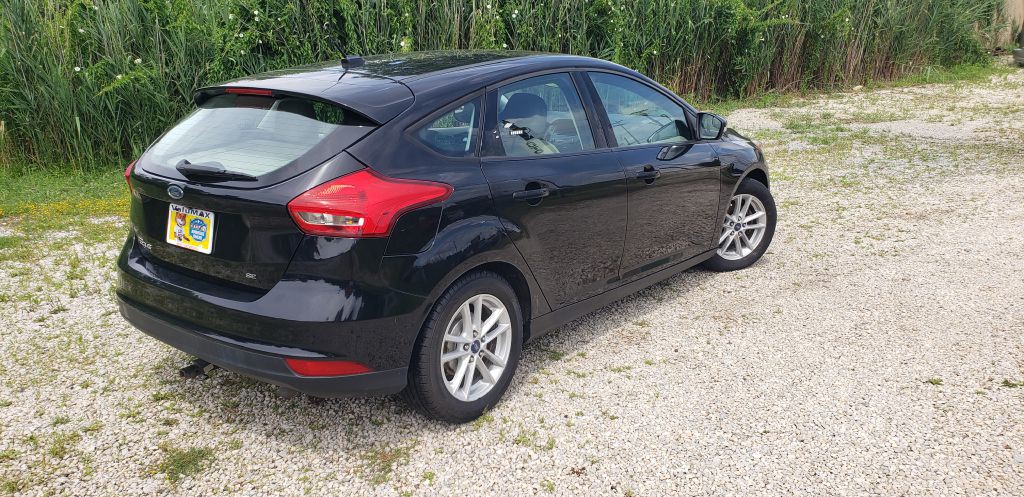 2017 Ford Focus Image 5