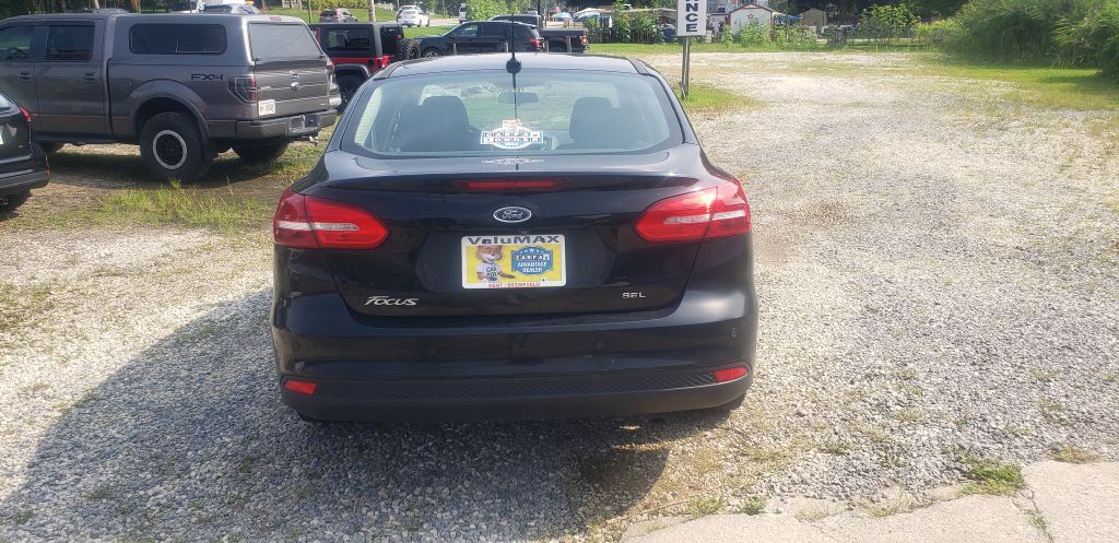 2017 Ford Focus Image 5