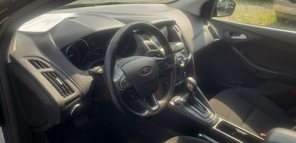 2017 Ford Focus Image 10