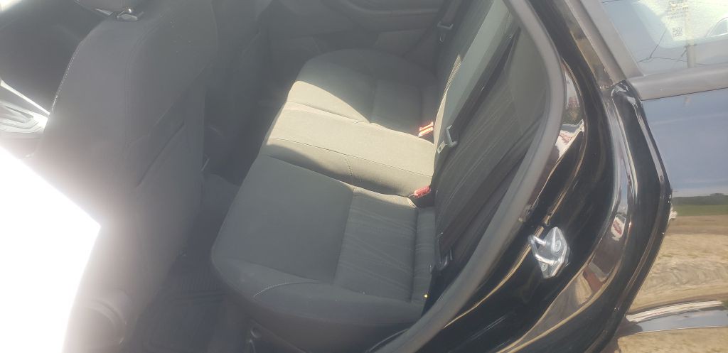 2017 Ford Focus Image 13