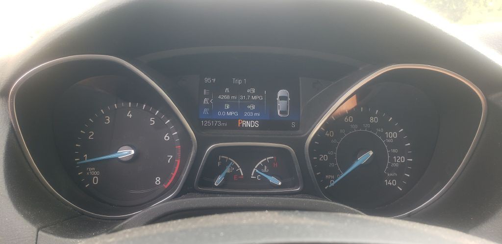 2017 Ford Focus Image 19