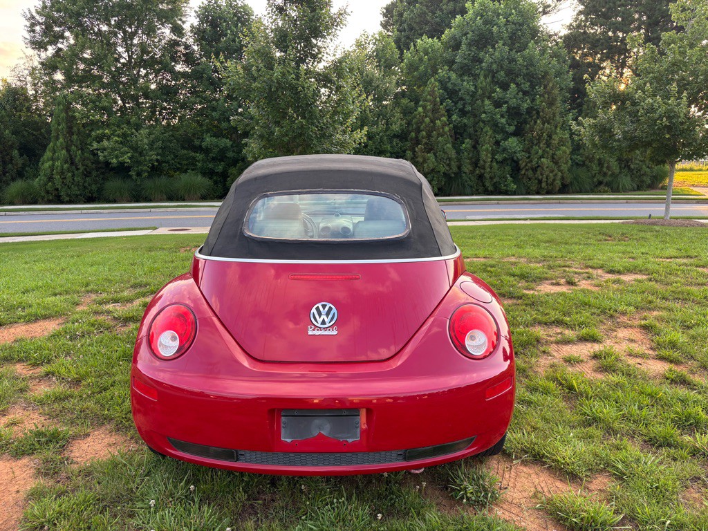 2009 Volkswagen Beetle Image 21