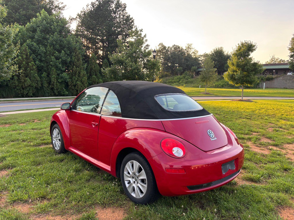 2009 Volkswagen Beetle Image 22