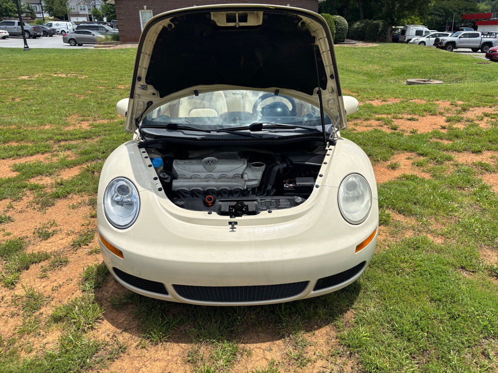 2009 Volkswagen Beetle Image 14